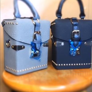 Calm grey girly crossbody